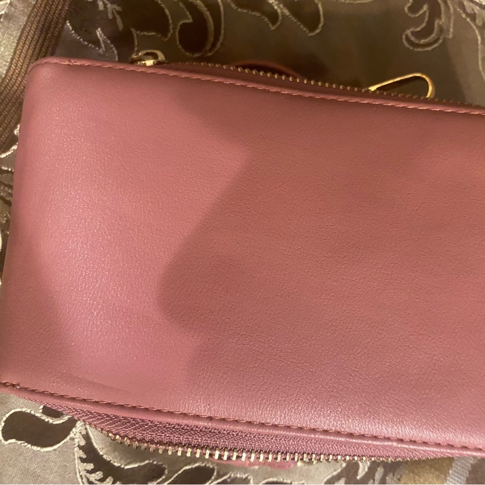 Forever Young Wristlet Pink